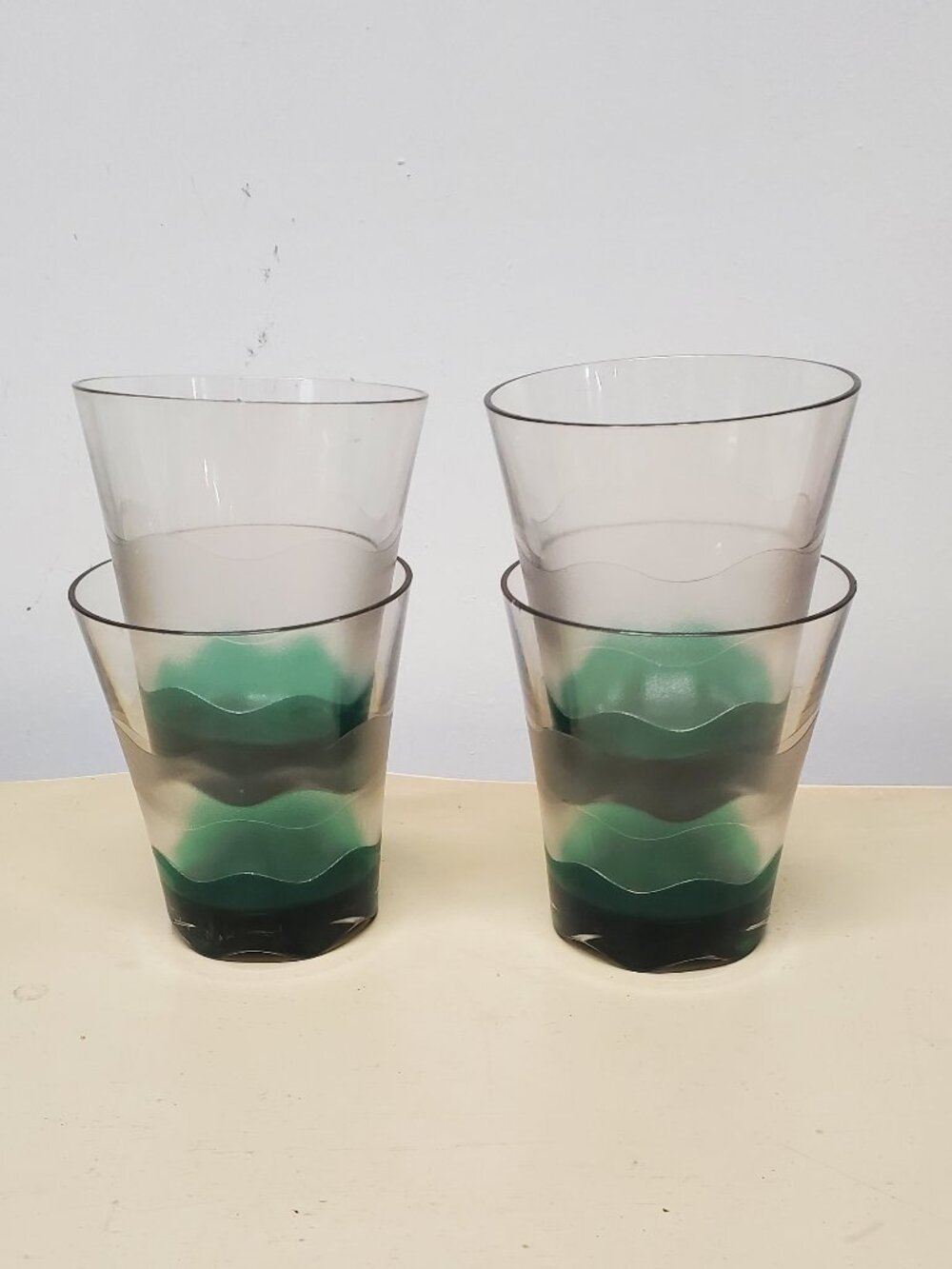 Tupperware Sheerly Elegant Acrylic Small 10 Oz Tumbler Drinking Glasses Set of 4
